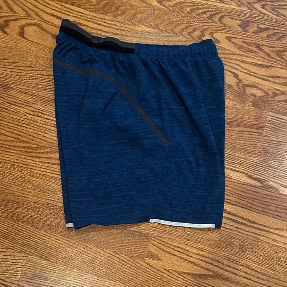 Lululemon Athletica Dark Blue Athletic Shorts - Picture 5 of 6
